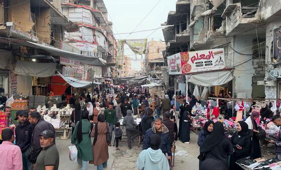 Image for: Economic collapse pushes highly educated Gazans into the ‘survival economy’